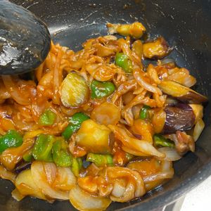 1169387の作ってみた!投稿(【なすとピーマンの酢豚風炒め】豚こまでお手軽!揚げない酢豚♪)