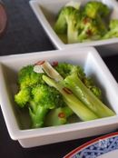 ごま油香るブロッコリーのペペロンチーノ