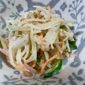 あいるんの作ってみた!投稿(子どもも大人も大好き！
絶品大根サラダ)