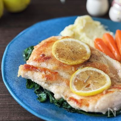 鶏むね肉のレモバタソテー【スーパーの食材をお店の味に】