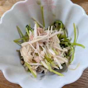 れいかの作ってみた!投稿(抱えて食べたいくらい美味しい【豆苗とえのきの旨ツナあえ】)