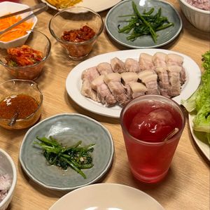 ろみの作ってみた!投稿(韓国風ゆで豚「ポッサム」)