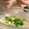 朝ごはんにおすすめ！ブロッコリーとチーズのおかずケーキの工程2