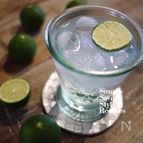 夏の爽やかカクテル【焼酎のヘベスサワー】
