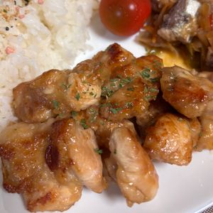 えみりんの作ってみた!投稿(焼くだけ簡単!【鶏むね肉のガーリック醤油】しっとりコクうま♡)