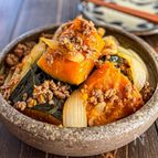 お惣菜屋さん風《かぼちゃと新玉♡こってりそぼろ煮》
