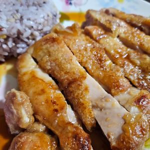 Maiの作ってみた!投稿(【揚げ鶏の香味だれ油淋鶏】揚げない！カリッとジューシー！)