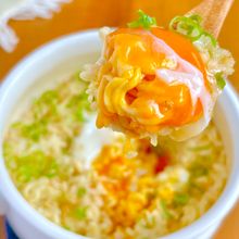 【120万回見られた】まちがいなく旨い「塩ラーメンおじや」