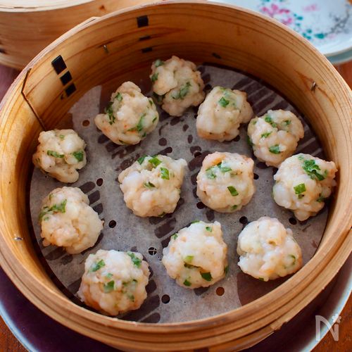 【米粉で海老蒸し団子】もちっとぷりっと、蒸し餃子風に!