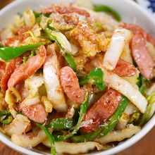 白菜の食べ方1位✨白菜とウインナーの生姜おかかポン酢炒め🤤