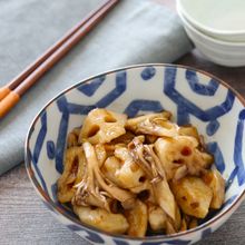 【蓮根と舞茸の柚子胡椒ポン酢炒め】めっちゃ美味しいおつまみ!