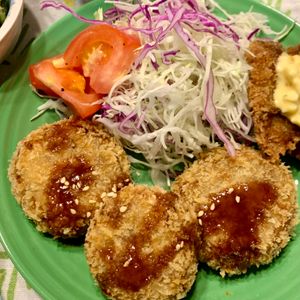 ぐ〜たら子の作ってみた!投稿(【牛肉じゃがコロッケ】サクほく♡早ウマ！衣付け簡単！)