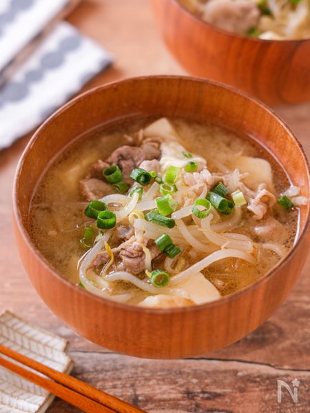 豚こま肉ともやしの豚汁