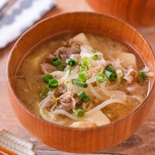 【豚こま肉ともやしの豚汁】食材3つ!簡単おいしいコスパ◎