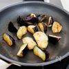 『チキンとなすとオクラのマスタードバジル炒め』絶品！夏おかずの工程5