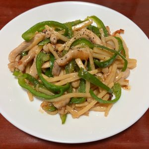りんごの作ってみた!投稿(青椒肉絲(チンジャオロースー)。)