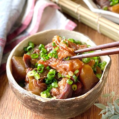 圧力鍋で!とろとろ牛すじ煮込み