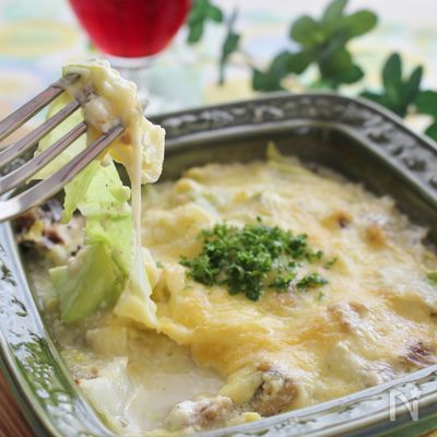 春キャベツとサバ缶のグラタン