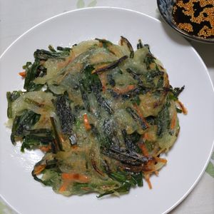 KUMIKOの作ってみた!投稿(『ニラたっぷり！野菜チヂミ』簡単☆カリッと美味！子供も喜ぶ♡)