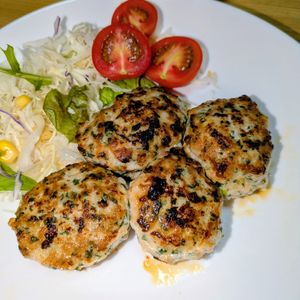 joe sanの作ってみた!投稿(大葉たっぷり、鶏つくね。)