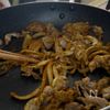 【絶品本格的!】豚こまで♡とろとろカレーうどんの工程1