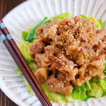 『春キャベツと豚こまのスタミナ味噌炒め』包丁いらず♪