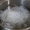 旨味たっぷり！【豚こまと舞茸のすき焼き風炒め】ボリューム満点の工程1