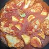 下味冷凍で簡単！【手羽元とじゃがいものトマト煮込み】の工程2