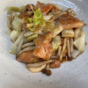 しょうこの作ってみた!投稿(ご飯が進む！【鶏肉とキャベツの旨ぽん炒め】ワンパンで簡単◎)