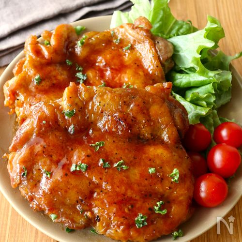 フライパンで簡単!【鶏もも肉の甘辛ローストチキン】
