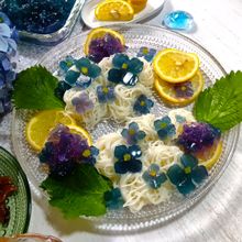 初夏を楽しむ！レモンで色変わり！紫陽花そうめん