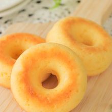 混ぜるだけ！米粉の焼きドーナツ