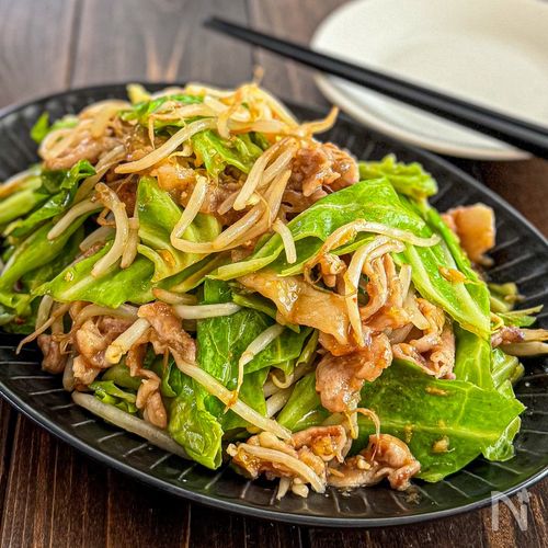 回鍋肉風《もやしとキャベツのにんにく味噌炒め》