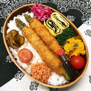 297558の作ってみた!投稿(【丸ごとアスパラの肉巻きフライ】旬のお弁当/子供も大人も喜ぶ)