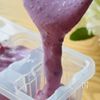 100均の型で！砂糖チョコ不使用の美腸活ベリーアイスの工程1