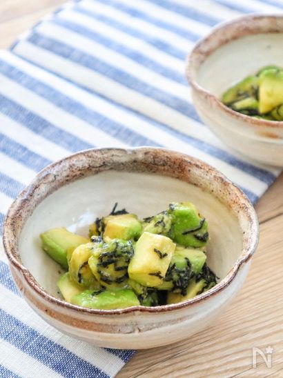 簡単おかず♩『アボカド海苔和え』