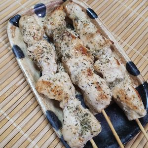 M*Pの作ってみた!投稿(レモンとオレガノが香る♪ギリシャ版焼き鳥、鶏肉のスブラギ)