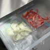 カリカリ豚バラの濃厚トマトソースパスタの下準備