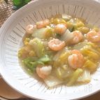 こんぶ茶が決め手♡白菜とむきえびの簡単うま煮