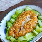 しっとり塩茹でむね肉のさっぱりコク旨スタミナにんにく葱だれ
