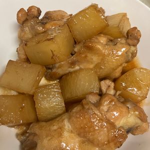 ミントミントの作ってみた!投稿(鶏手羽元と大根の甘辛煮。ひと手間でおいしく！ご飯が進むおかず)