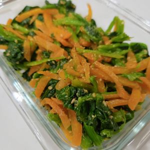 1322383の作ってみた!投稿(レンチンで副菜1品『ほうれん草の胡麻和え』)