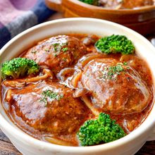 【煮込みハンバーグ】ソースが絶品!お肉柔らか♡デミグラス風♪