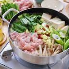 鍋の素要らず♡『鶏とキャベツの旨塩にんにく鍋』