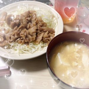 ともの作ってみた!投稿(【ご飯がススム♡豚ばらの飯ドロボー炒め】食べ過ぎ注意!)