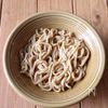 5分で完成！【濃い旨！油そば風混ぜうどん】シンプルおいしい♩の工程2