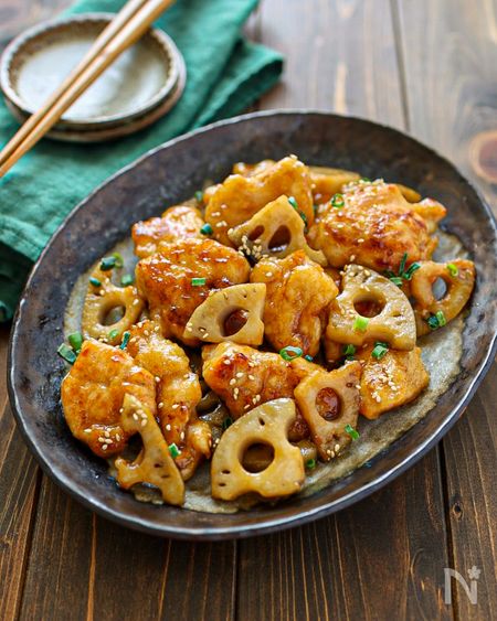 【鶏むね肉とれんこんのオイスターいため】ご飯が進む味！！