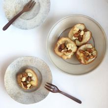 焼きりんご　～蜂蜜メープルナッツがけ～