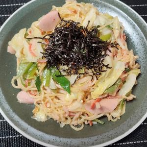 M＊Pの作ってみた!投稿(5分で完成パパッと絶品！お出汁香る明太マヨ焼きそば)