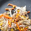 秋きのこと豚ひき肉の【中華風混ぜご飯】の工程3